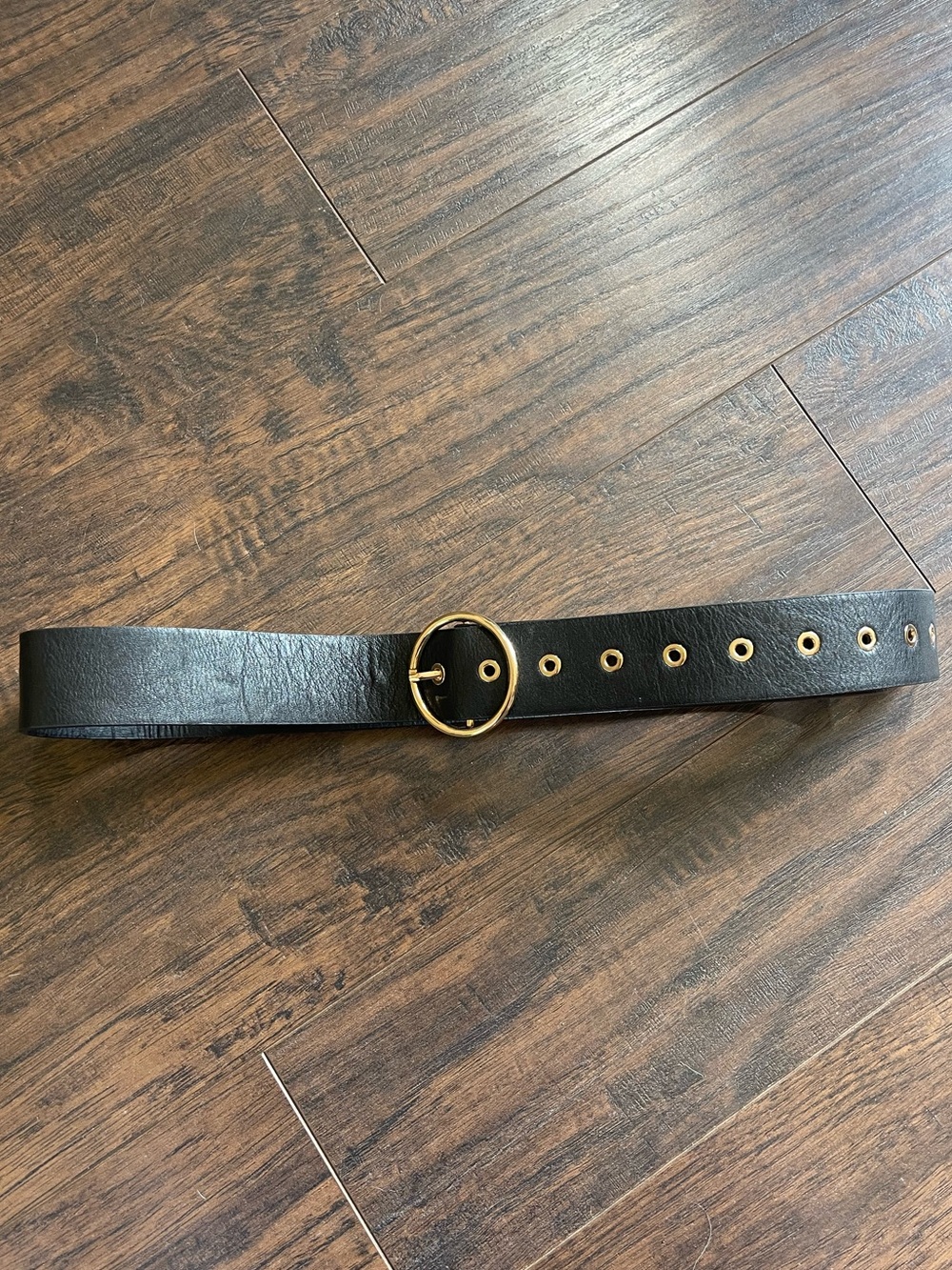 Women's Black Belt Ring